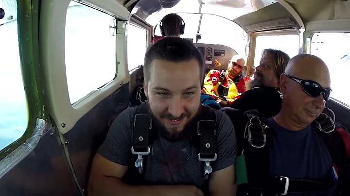 Brandon Burkholder's Tandem skydive in Northeast PA!
