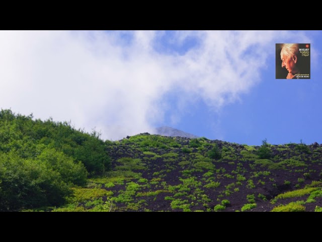 Mozart : Symphony No.40 in G minor, K.550 / Wand 1994 - YouTube