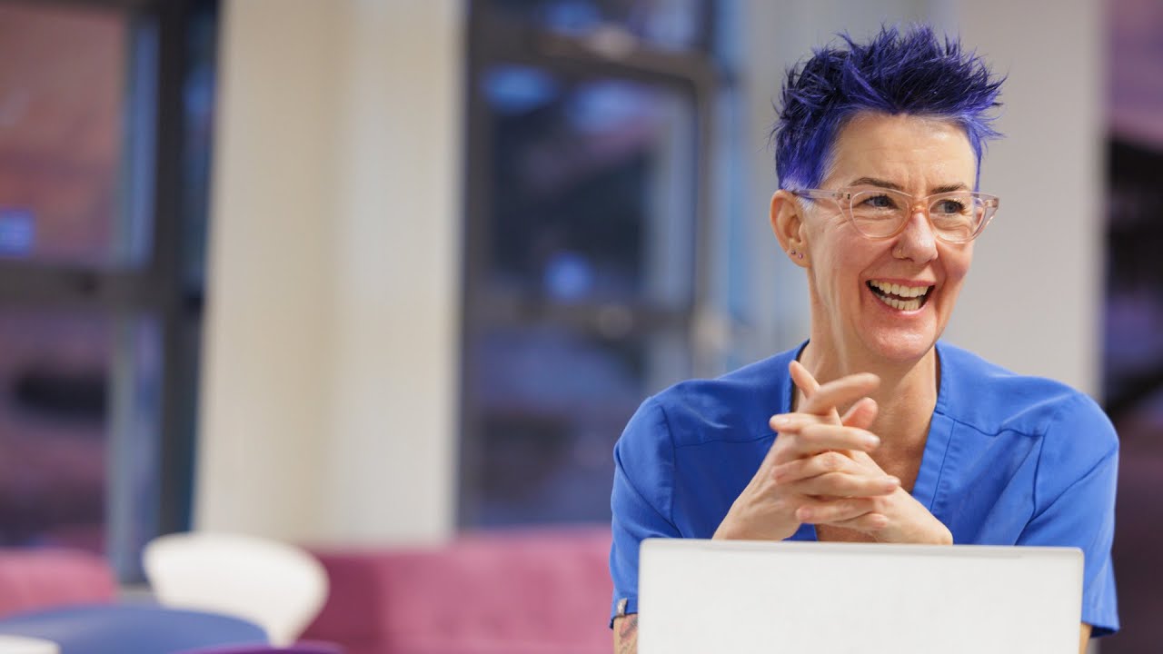 От Хартфордшира до гуманитарной миссии: карьерный путь Бекки Платт.