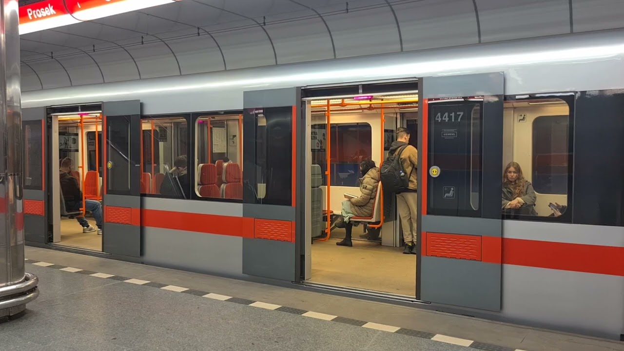 Metro Ládví #jirpet #jirprag #praha #metro #ladvi 