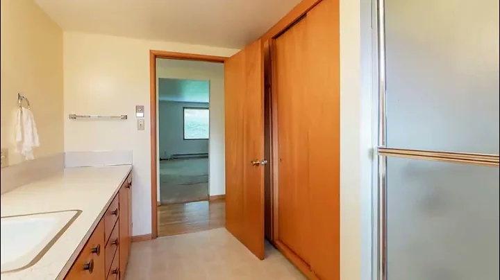 Windermere Real Estate/Whatcom, Inc. - 4292 King Mountain Road