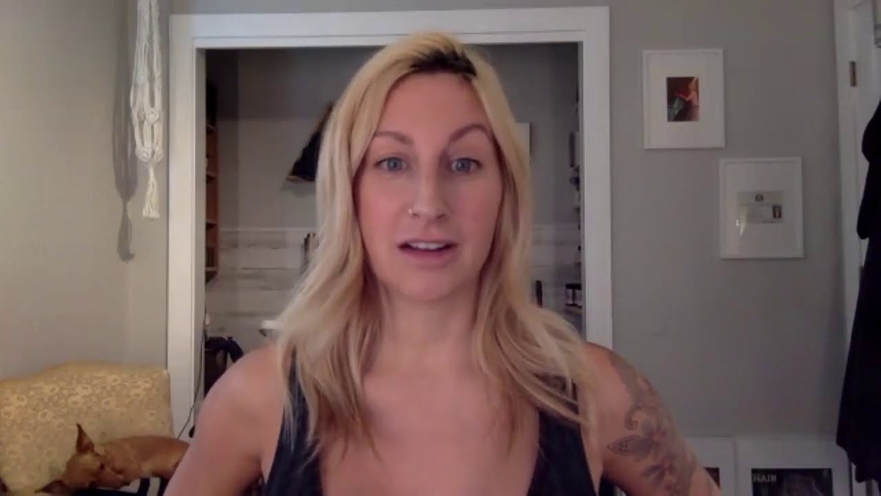 Oh Mama! are we doing this right? E14: baby carrier vs. stroller