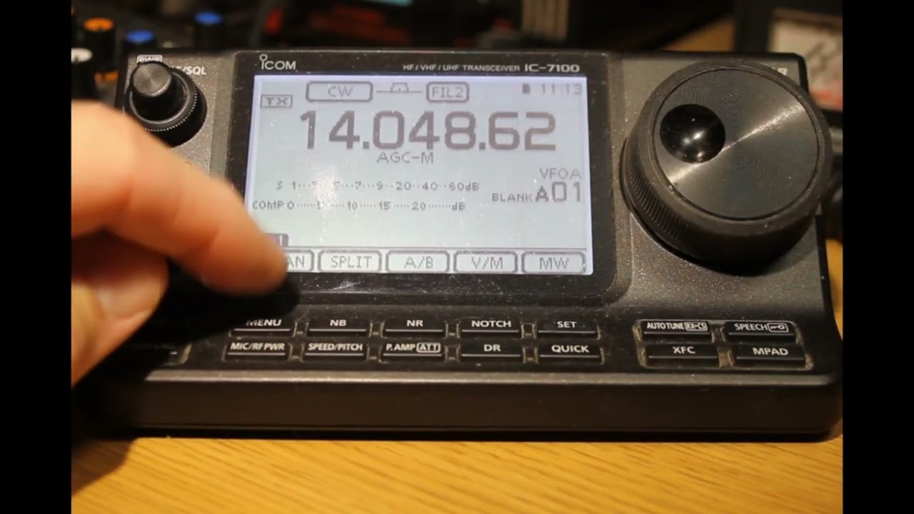 IC-7100 Convenience Features - YouTube