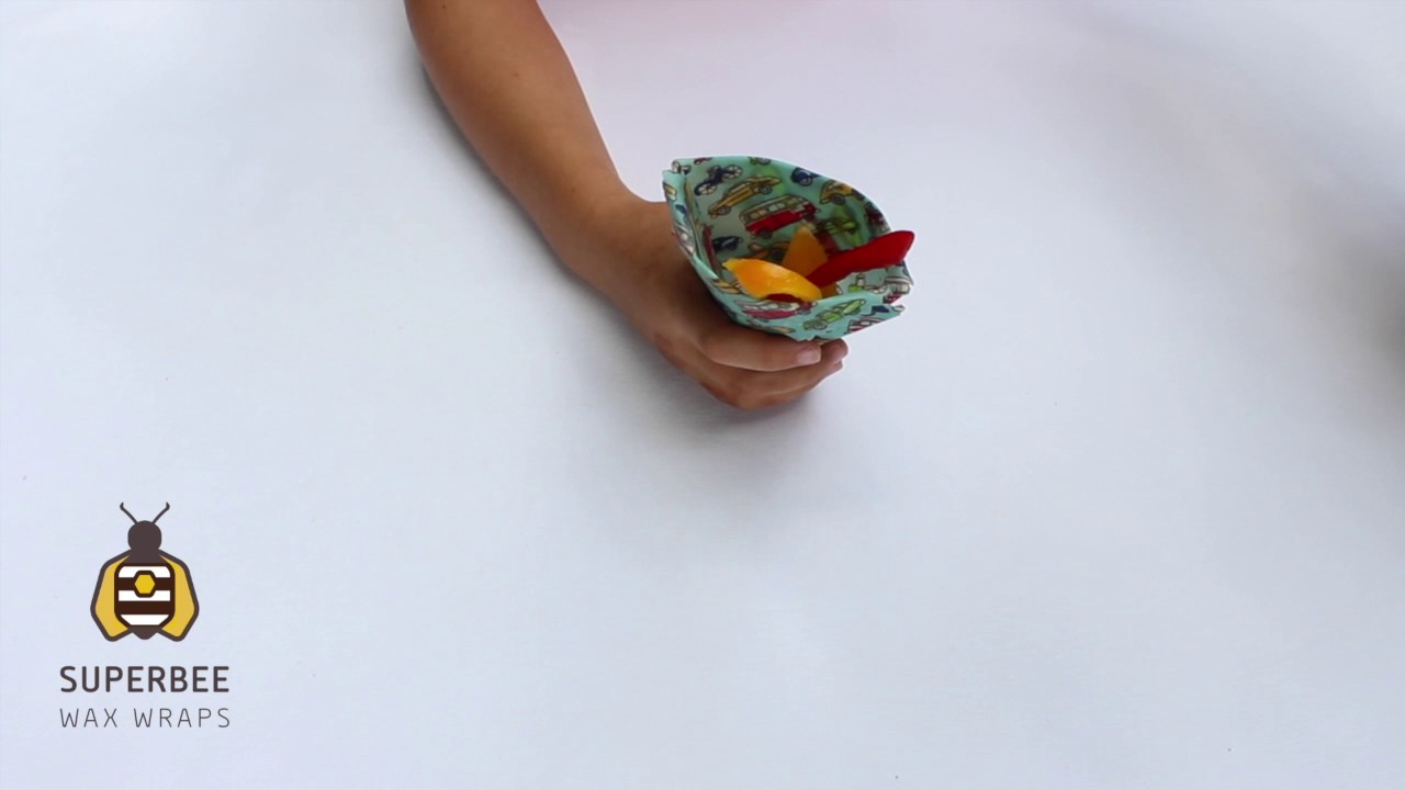 How to fold a Beeswax Wraps veggie pocket