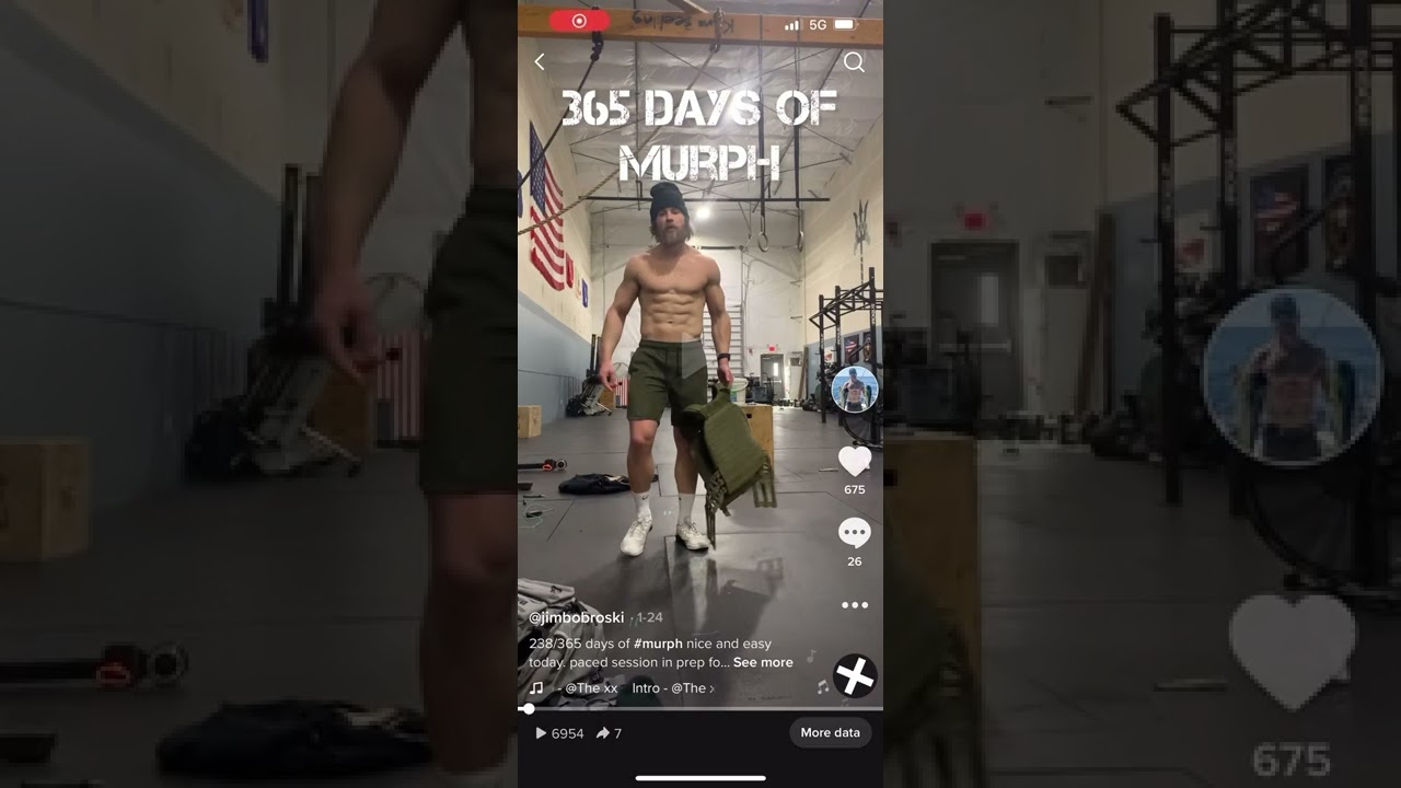 Dan Bailey Does MURPH with 100 POUNDS!