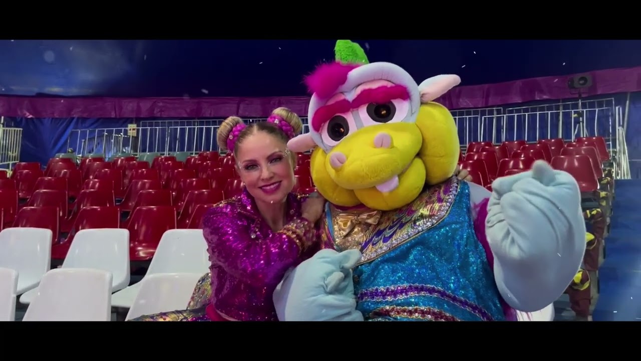 Karina y Timoteo se despiden