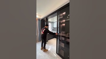 Vách lùa cánh kính, Tủ bếp cánh kính sang trọng Boloni