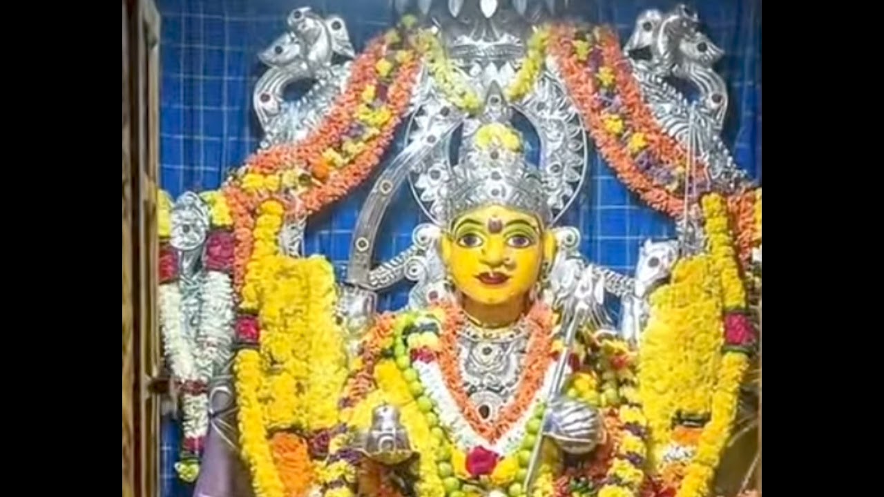 కనకధారాస్తవము కరుణించరదా కటిక దారిద్య్రం ఋ వర్జించదా🪷🪷🙏🙏