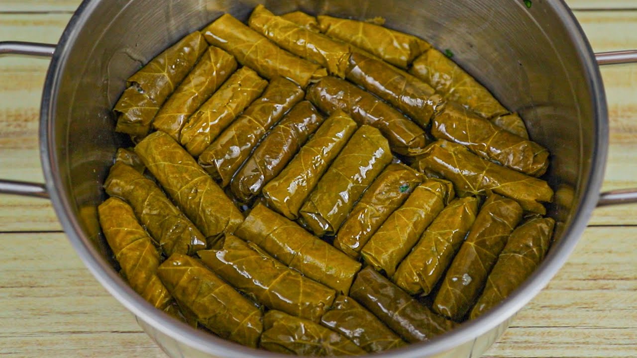 Kıymalı Yaprak Sarması Tarifi | ASMR yemek