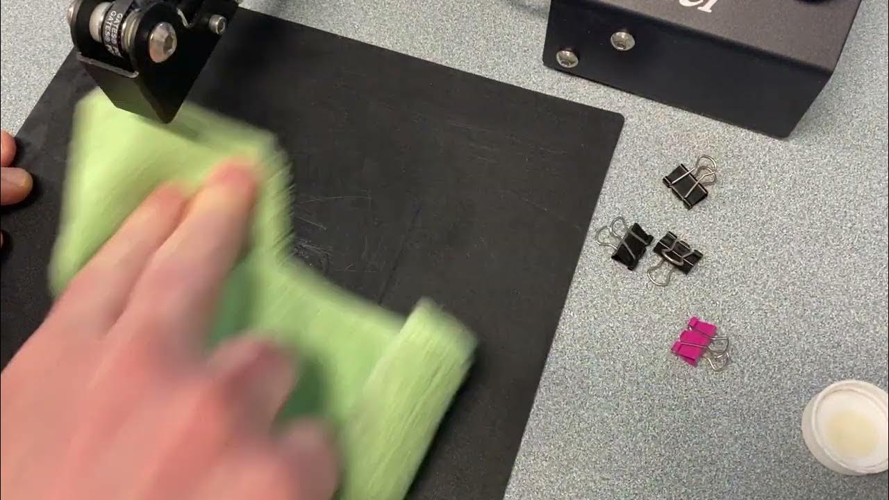 Creality Ender 3 Part I clean and level bed and insert micro SD card