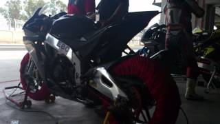 APRILIA RSV4 IN PIT