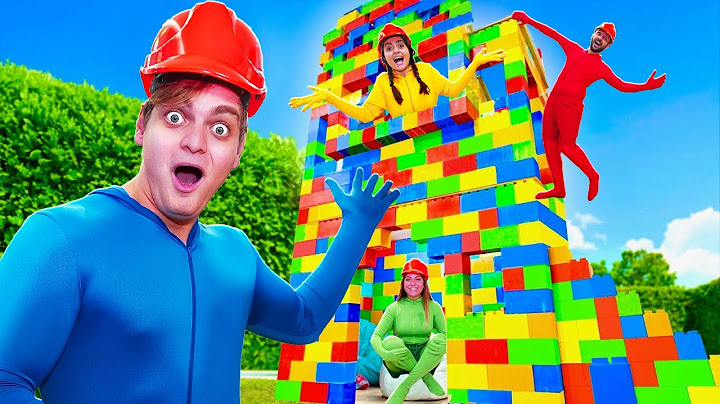 SOPRAVVIVAMO NELLA CASA LEGO NEL TUO COLORE CON I NOSTRI AMICI..! 🏡