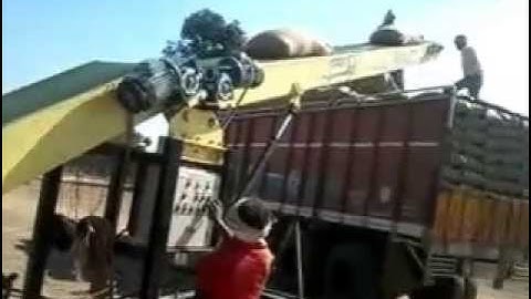 Truck Loading Conveyor 16P Model - In open yards