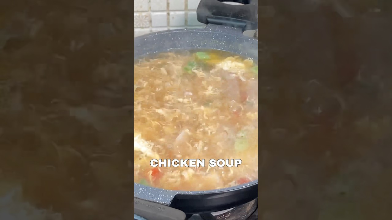 Restaurant Style Tasty Chicken Soup at home! घर पे बनाएं स्वादिष्ट होटल जैसा चिकन सूप 