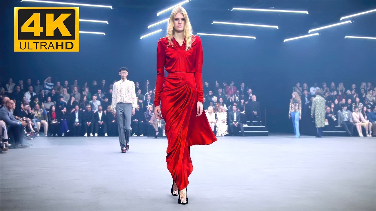 💃 Gái Xinh Đẹp Catwalk Cực Cuốn Hút — Outfit Cao Cấp Được Nâng Tầm Bởi Dịch Vụ Giặt Ủi Cao Cấp 👑 B62
