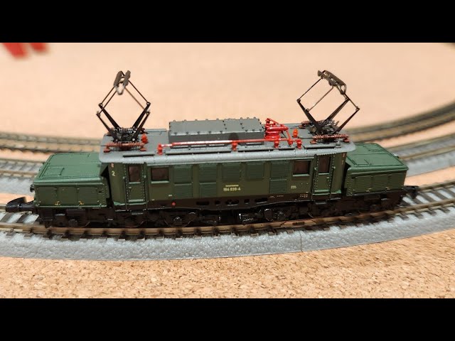 メルクリン Marklin Finanzprasentation 2003 Freight Car Display with 12 Type Zans and Zacns Tank Cars
