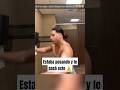 Estaba posando en el gym y le pasó esto #gym #fitness #bodybuilding #powerlifting #fakesituation