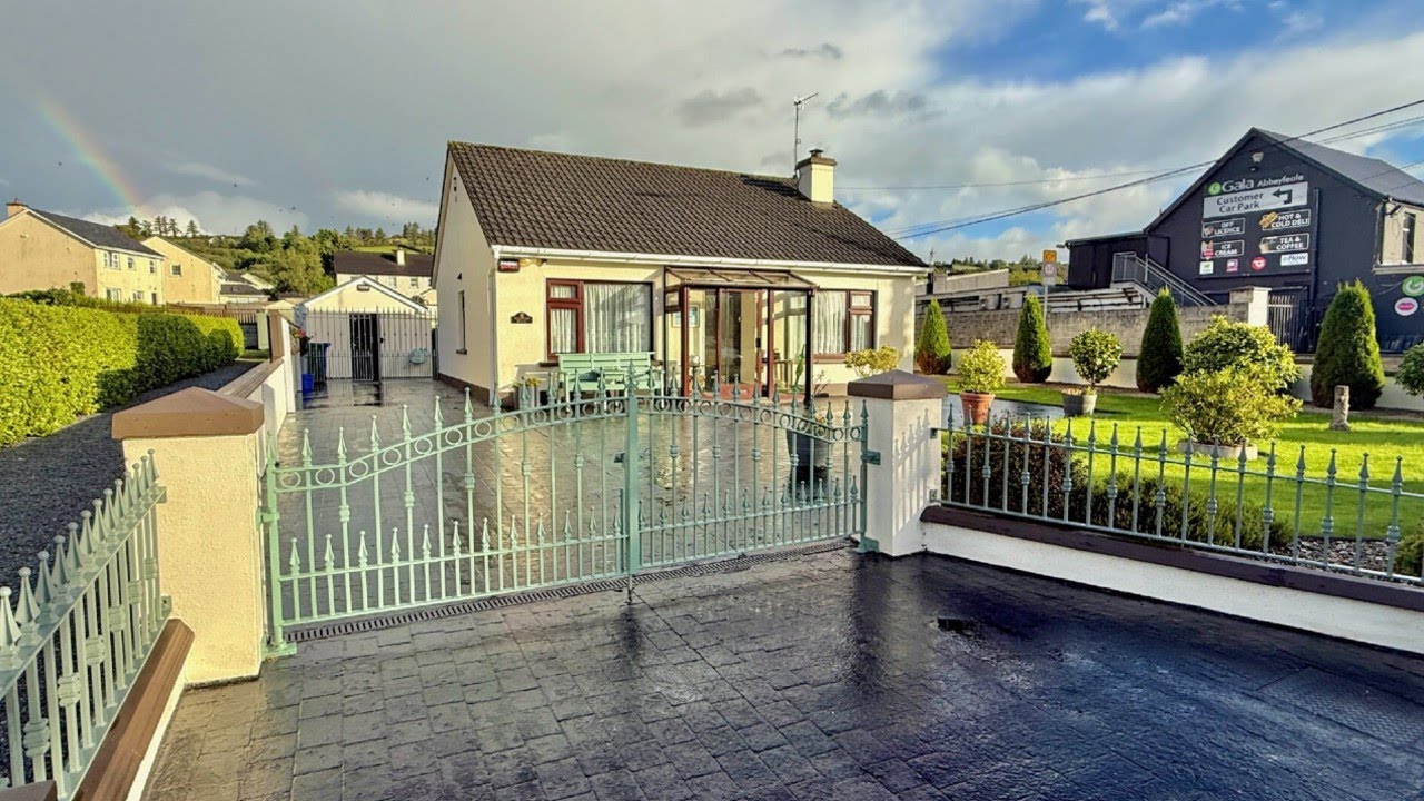 House for Sale: Bellwood Hse, Killarney Rd, Abbeyfeale, Co Limerick V94 V6VE