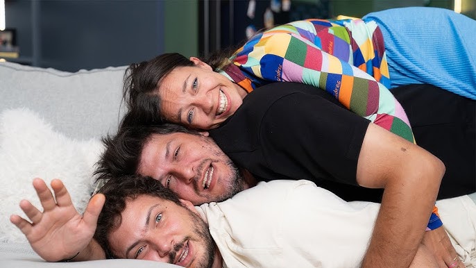 Qolda chizilgan erotik ertak qahramonlari