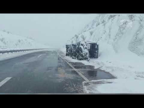 Video: Drejtim në autostradën 1 piktoreske të Kalifornisë