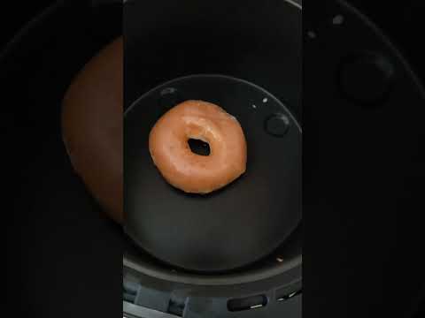 Air frying a Krispy Kreme Donut