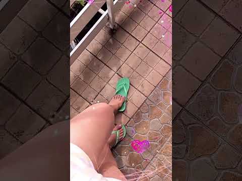 #asmr #shorts #slippers #barefoot #sole #toes #legs #pedicure @milenamilenkovic3294