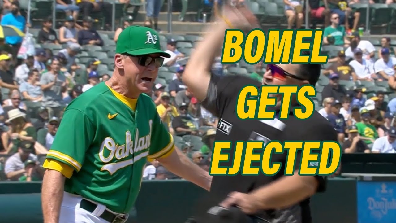 Bob Melvin gets ejected vs. Yankees