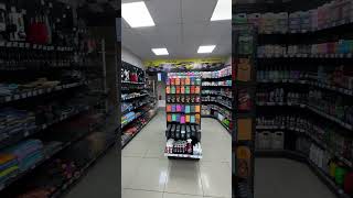 Металлические стеллажи черного цвета для магазинов