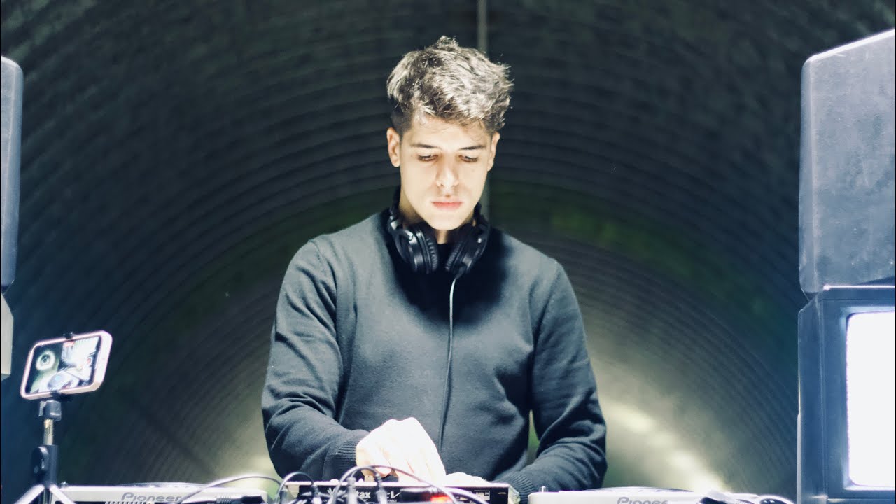 Berba @ Videoset At The Tunnel