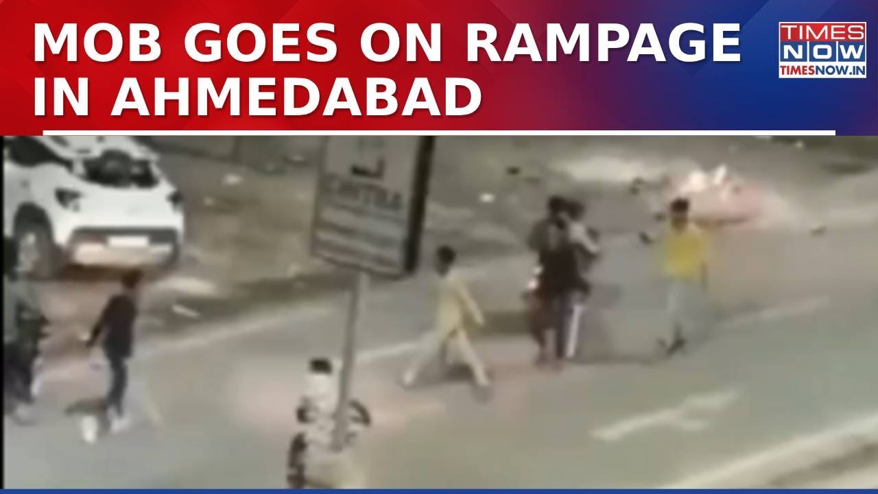 Mob Vandalises Vehicles & Shops In Ahmedabad, Targets Pedestrians Mid-Road, 11 Arrested | Top News