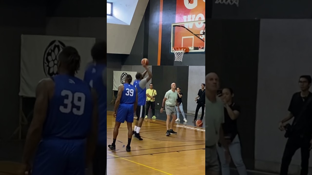 Andray Blatche working his close range shot. 