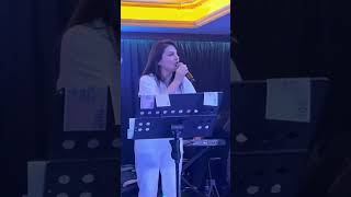 Sahne Yıkıldı Tülay Maciran Resimi