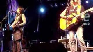 Indigo Girls: Lay My Head Down, Toronto