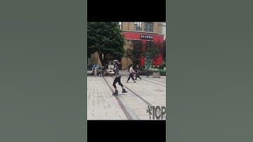 Forward Inside 3 Turn