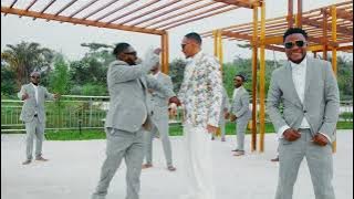 Robinio Mundibu  x Freddy Mbolongo- Tsha Mayele