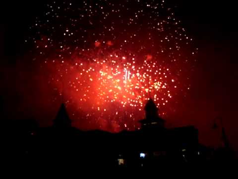 Video: Louisville Onafhanklikheidsdagvieringe, vuurwerke en parades