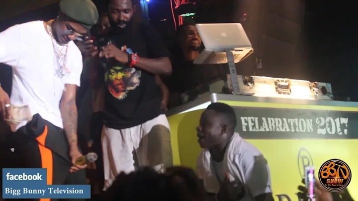 WIZKID Gave money to a cripple guy at felabration 2017