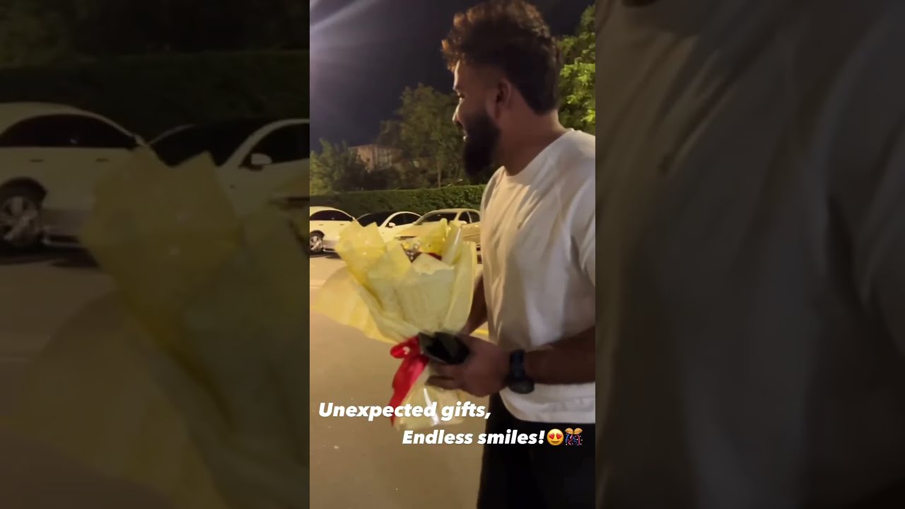 Anniversary surprise gift, 