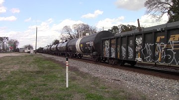 CSX Q400-27 Horn Salute ES40DC/C40-8W/SD40-2 RCO/SD70AC/AC44CW/C40-8W/SD70MAC/GP40-2 as they Head NB