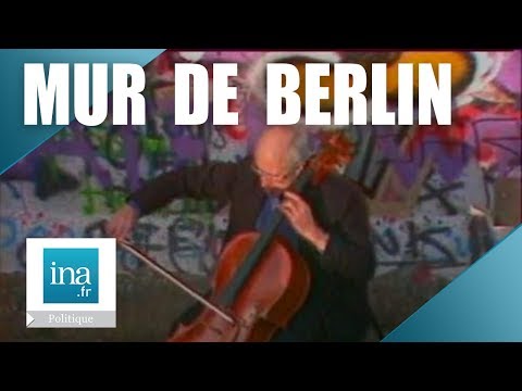 1989 : Mstislav Rostropovich joue devant le Mur de Berlin | Archive INA