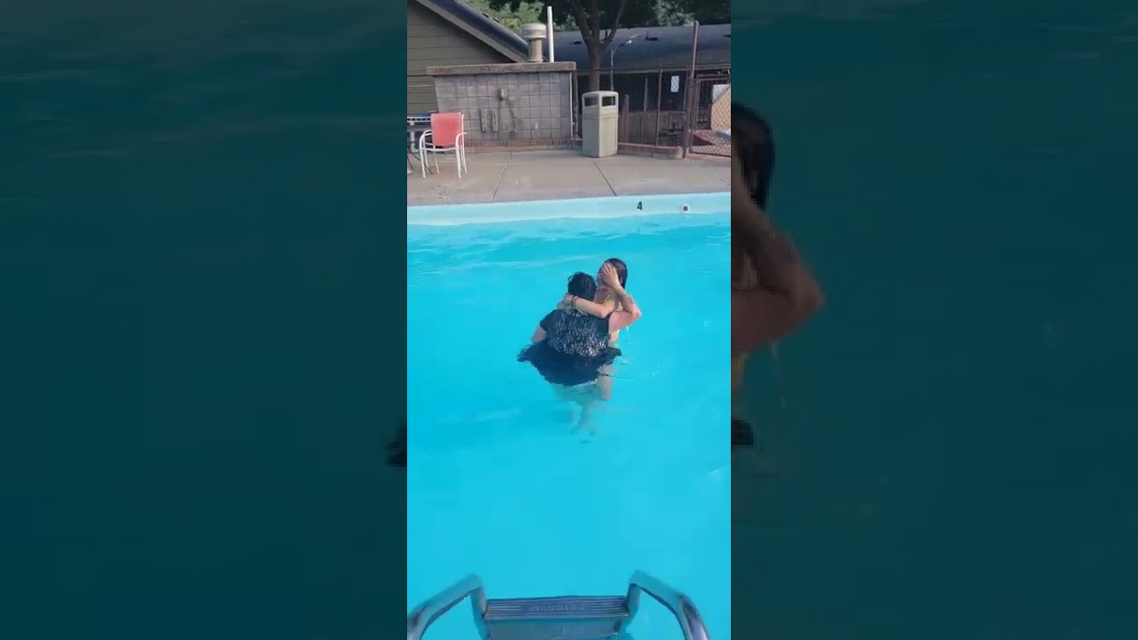 Pool Dunk War