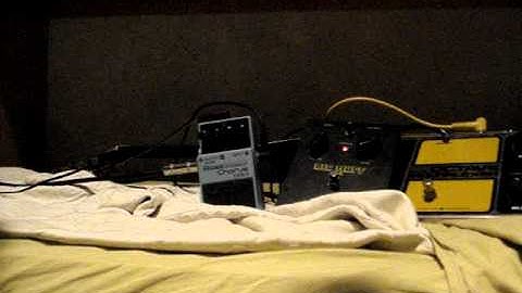 Electro Harmonix Deluxe Octave Multiplexer demo