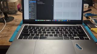 เปลี่ยนแบตเตอรี่ Macbook A2251 By ช่างพิว Smile IT Service 