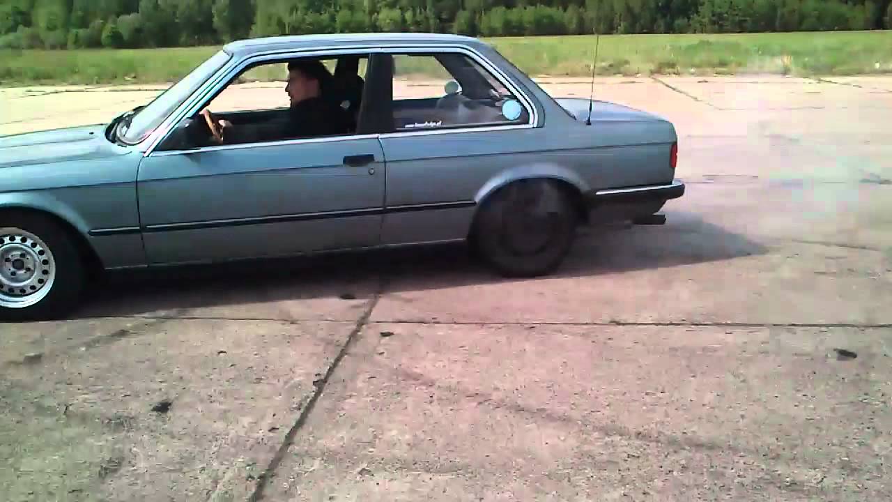 BMW E30 - m10b18 - YouTube