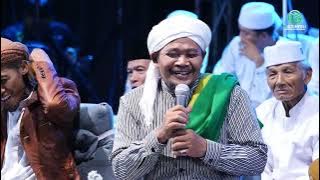 K.H. Ahmad Mustofa bersama Majlis Gandrung Nabi