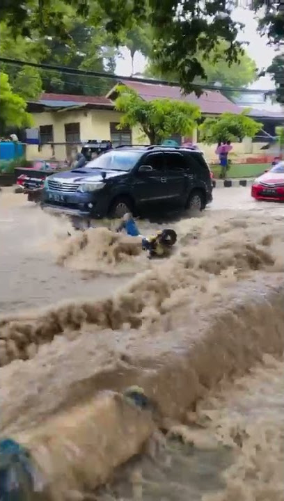 Viral || Story Live Banjir di Kupang - NTT Sampai Segini