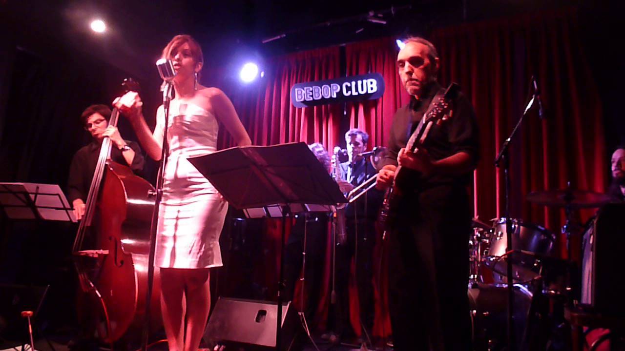 Elizabeth Karayekov - Independent Women - En Bebop Club 28-01-2016 - YouTube