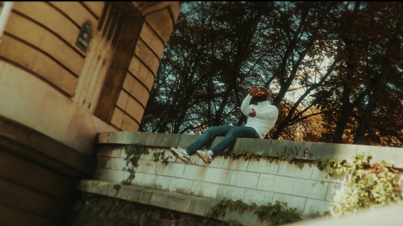 Watch Mwaka - BENZ (Clip Officiel) on YouTube Watch Mwaka - BENZ (Clip Officiel) on YouTube