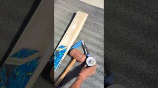 How to put cricket bat toe guard