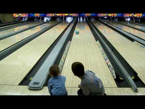 Rylee/Thomas bowling